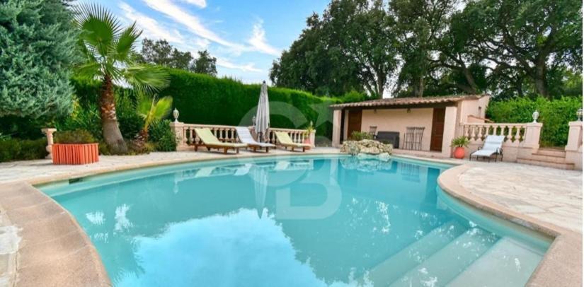 Domaine Des Tuilieres Avec Piscine Villa Vallauris Buitenkant foto