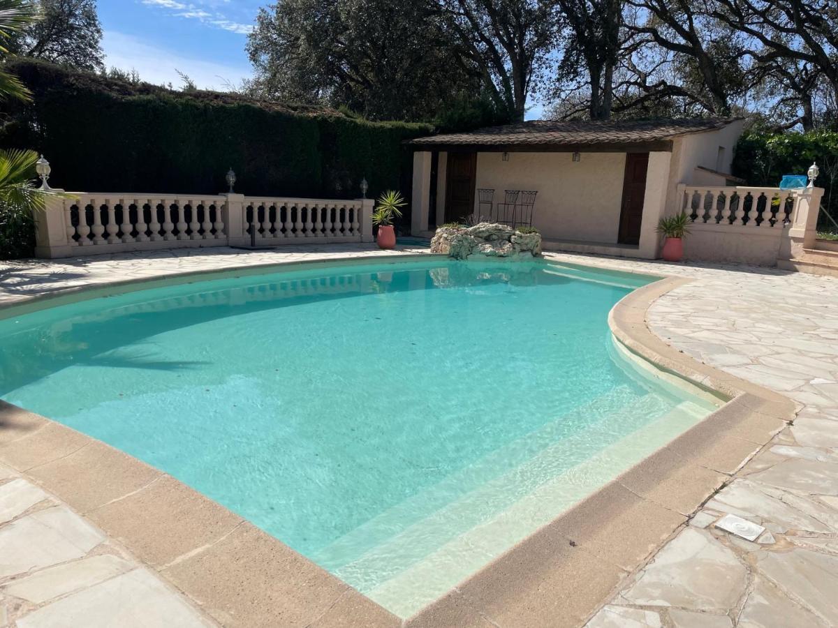 Domaine Des Tuilieres Avec Piscine Villa Vallauris Buitenkant foto